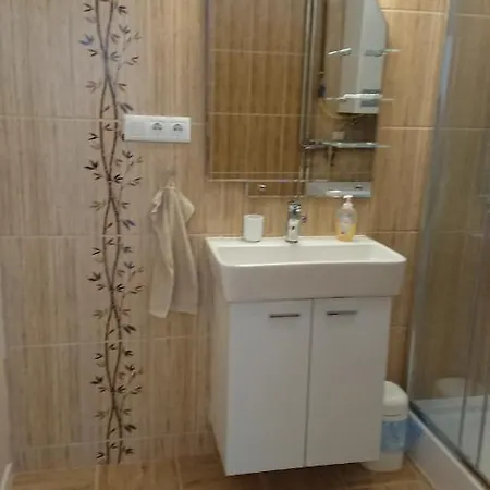 100 Lepes - 100 Steps - Apt With Huge Terrace Next To The Thermal Bath Harkany Exterior photo