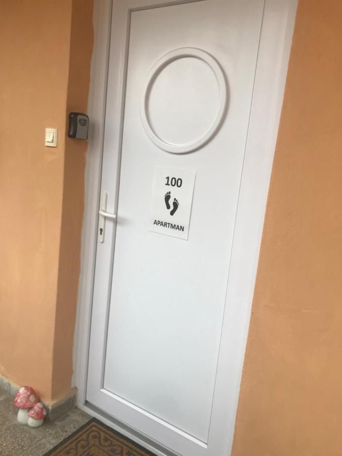 Apartman 100 Lepes - 100 Steps - With Huge Terrace Next To The Thermal Bath *