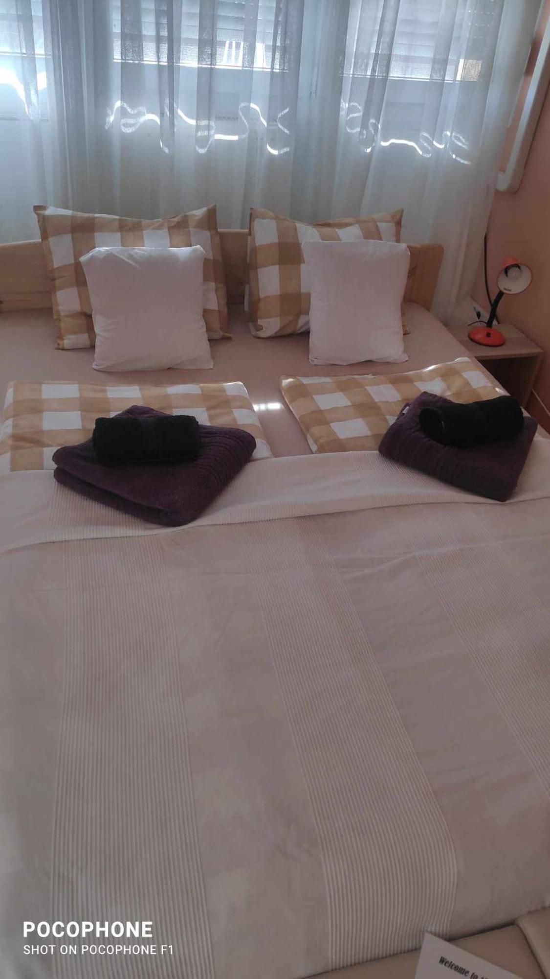 100 Lepes - 100 Steps - With Huge Terrace Next To The Thermal Bath Apartment
