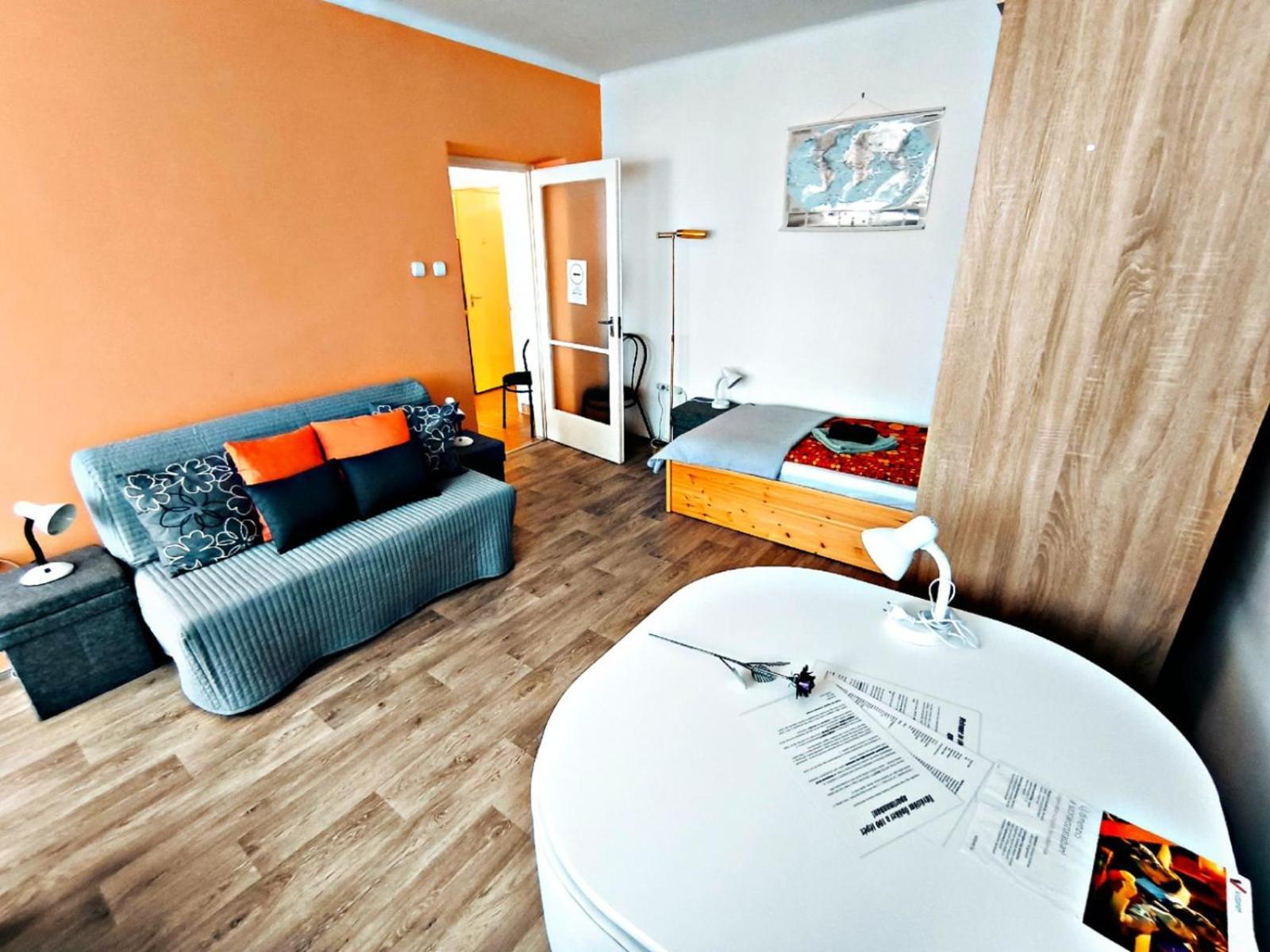 Apartman 100 Lepes - 100 Steps - With Huge Terrace Next To The Thermal Bath Harkány